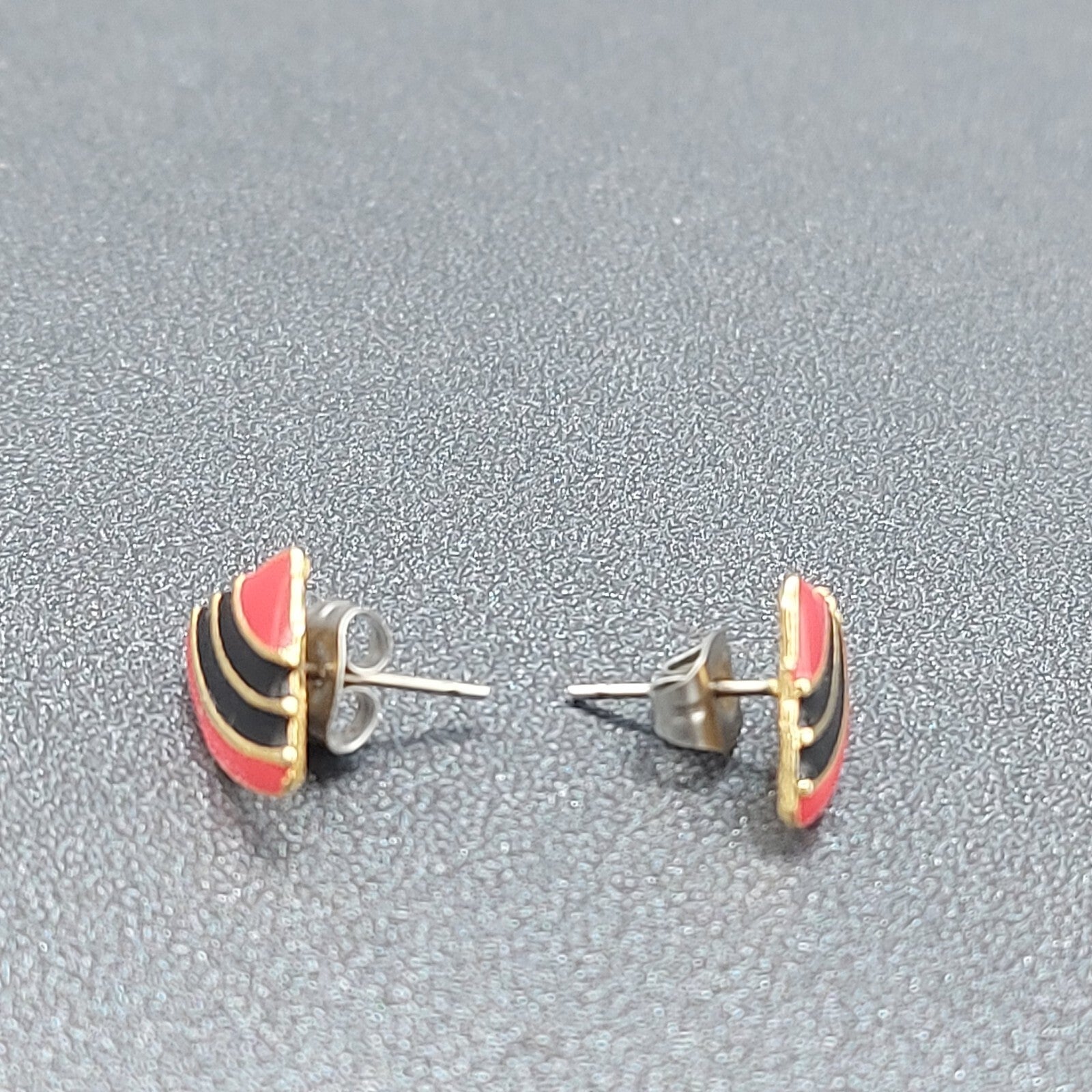 Pierced Earrings Gold tone Black Red Enamel Triangle 3/8"