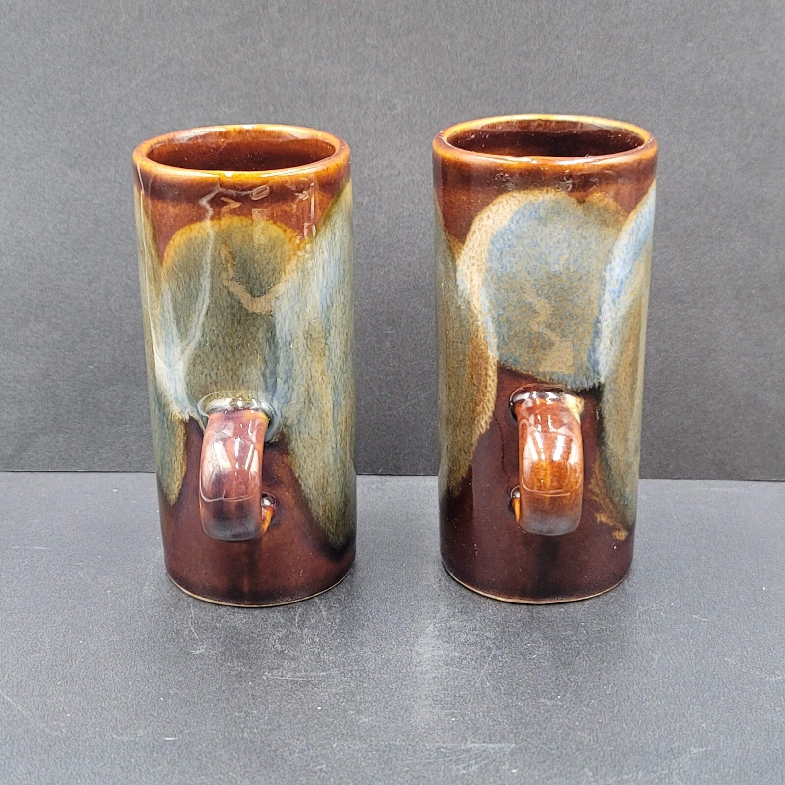 Vintage TWO Caffe D'Vita Stoneware Glazed Cappuccino Espresso Mugs 4.5”H x 2”D