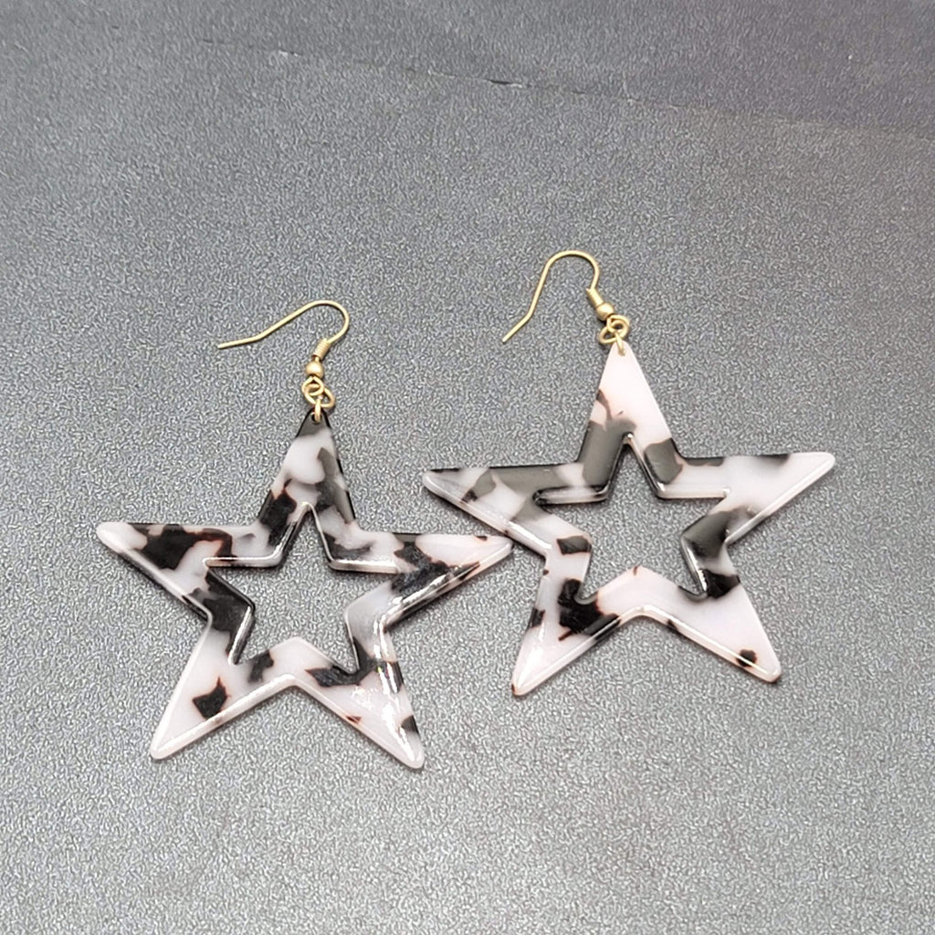 Pierced Earrings Gray Black Resin Large Open Star Dangle 2.5"