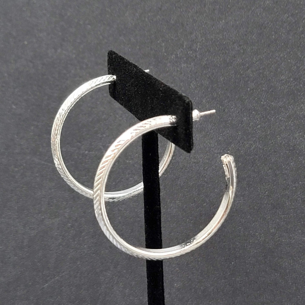 Pierced Earrings Silver tone Textured Hoops 1.5"