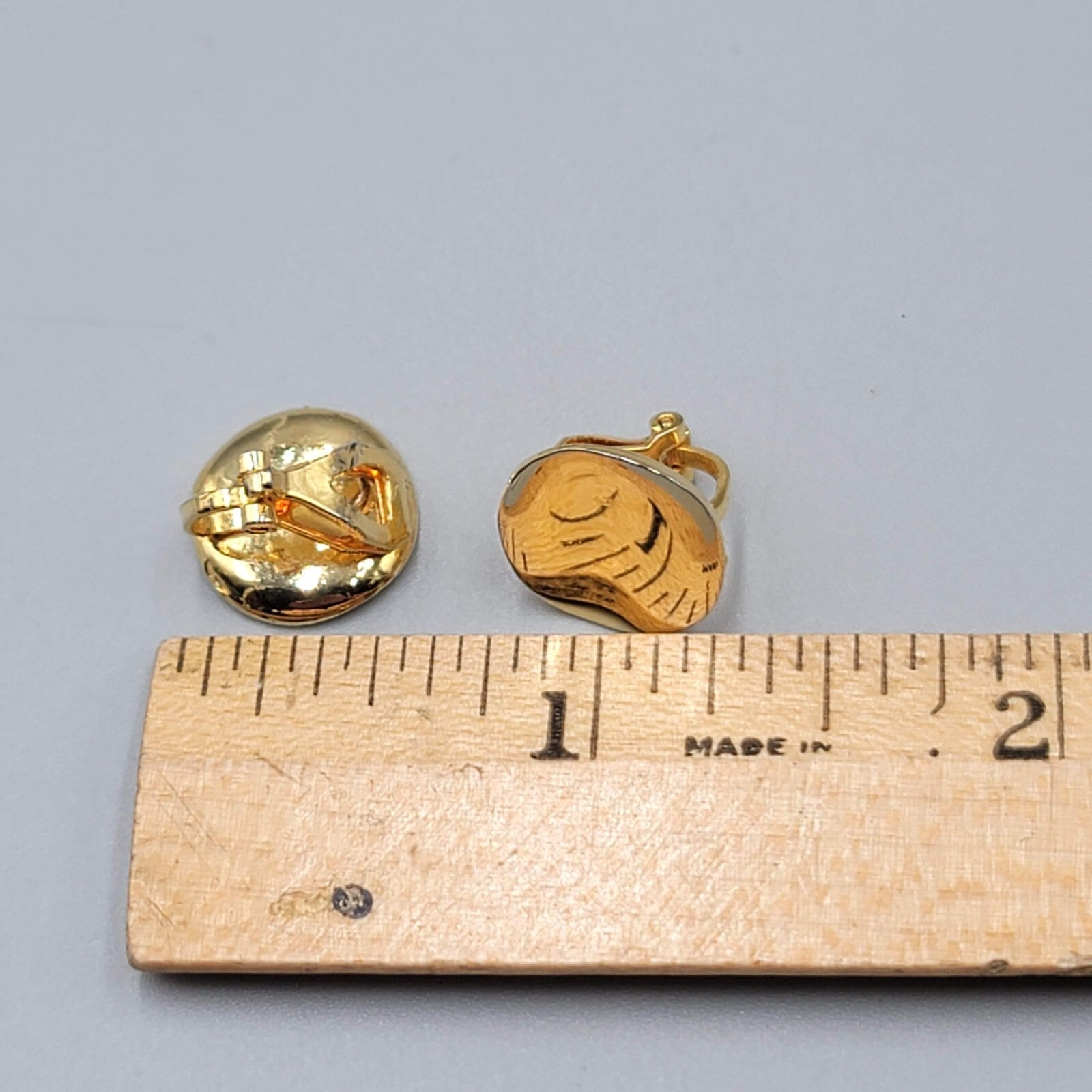 Vintage Stud Clip on Earrings Gold Plate Wavy Round 1/2"
