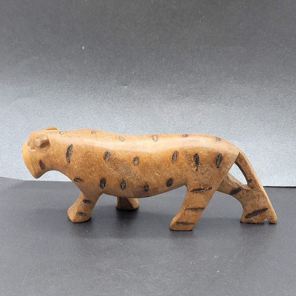 Hand Carved Wood Safari African Animal Cheetah 7.5"