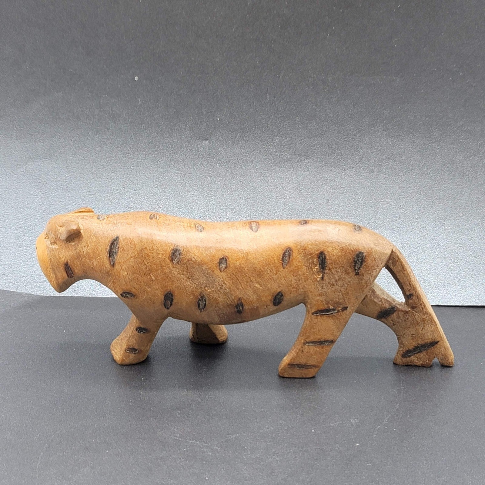 Hand Carved Wood Safari African Animal Cheetah 7.5"