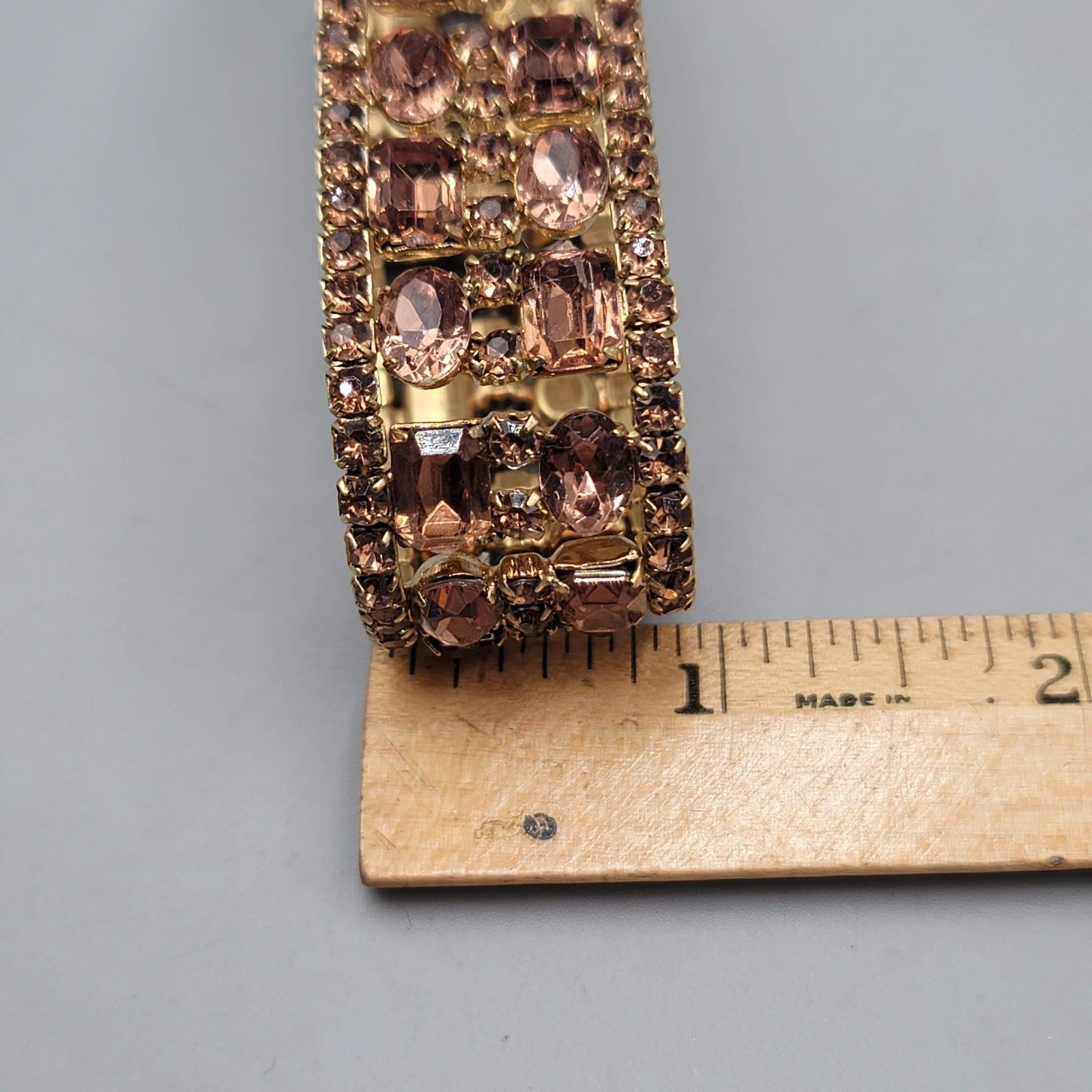 Brown Rhinestone Elastic Bracelet Gold tone Retro Look 7 in