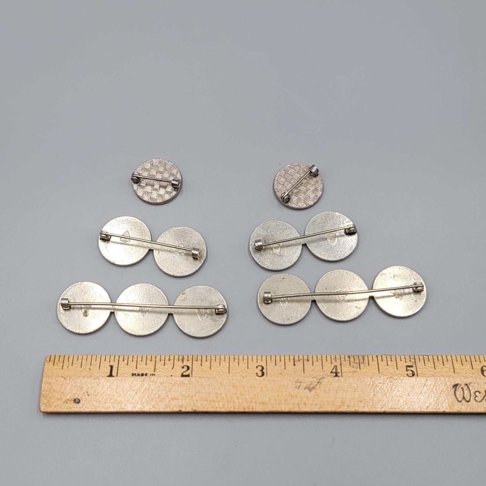 ARMY MEDALS TRIPLE CIRCLES LOT WWII VIETNAM ERA N.S. MEYER INC. NEW YORK