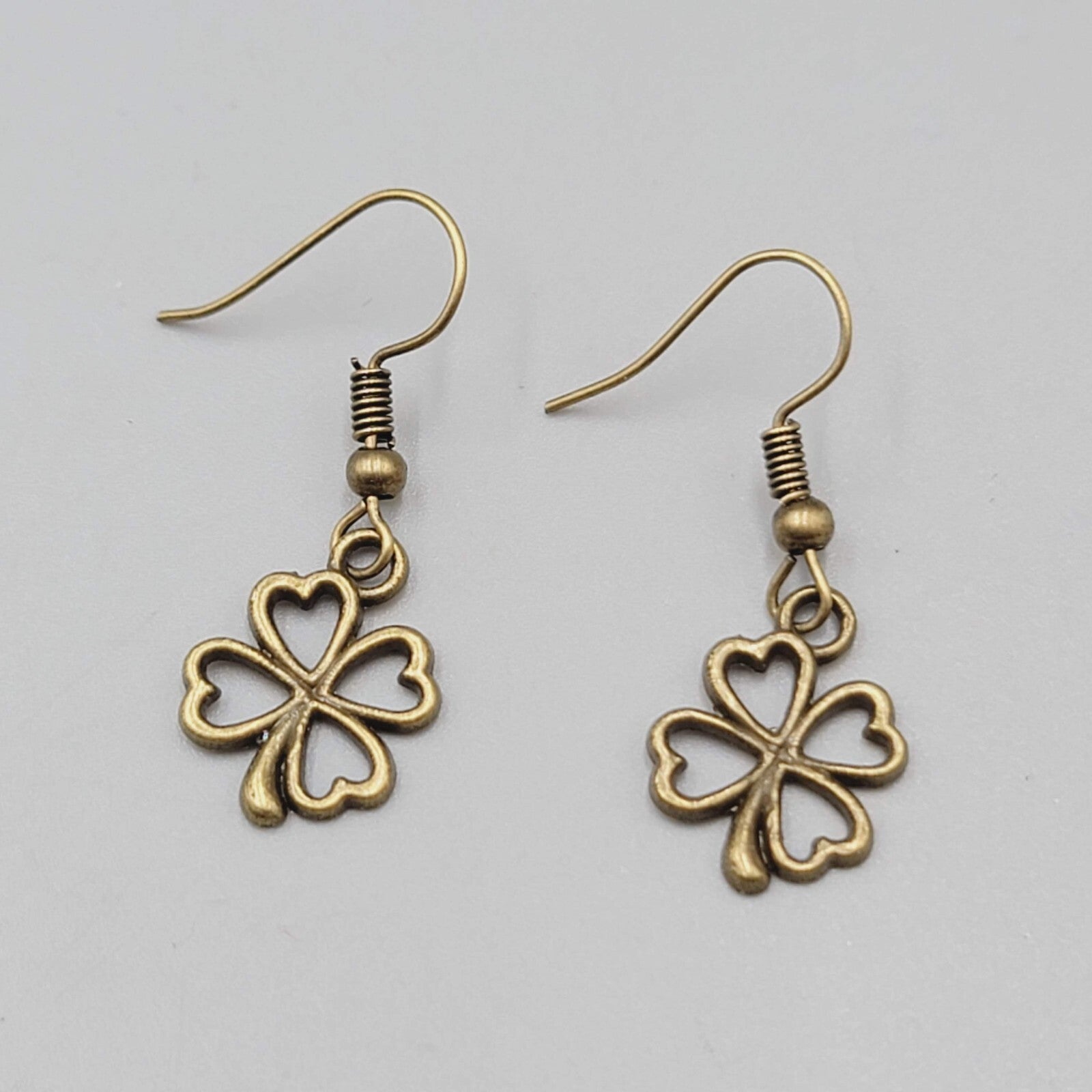 Lucky Shamrock 4 Leaf Clover Pierced Earrings Bronze tone Dangle 5/8"