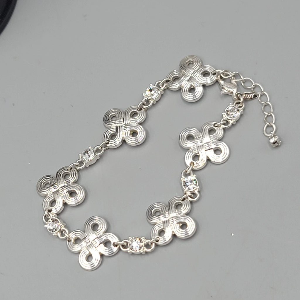 Ann Taylor Bracelet Silver Tone Crystal Accent Adjustable Toggle Chain 8 Inch NW