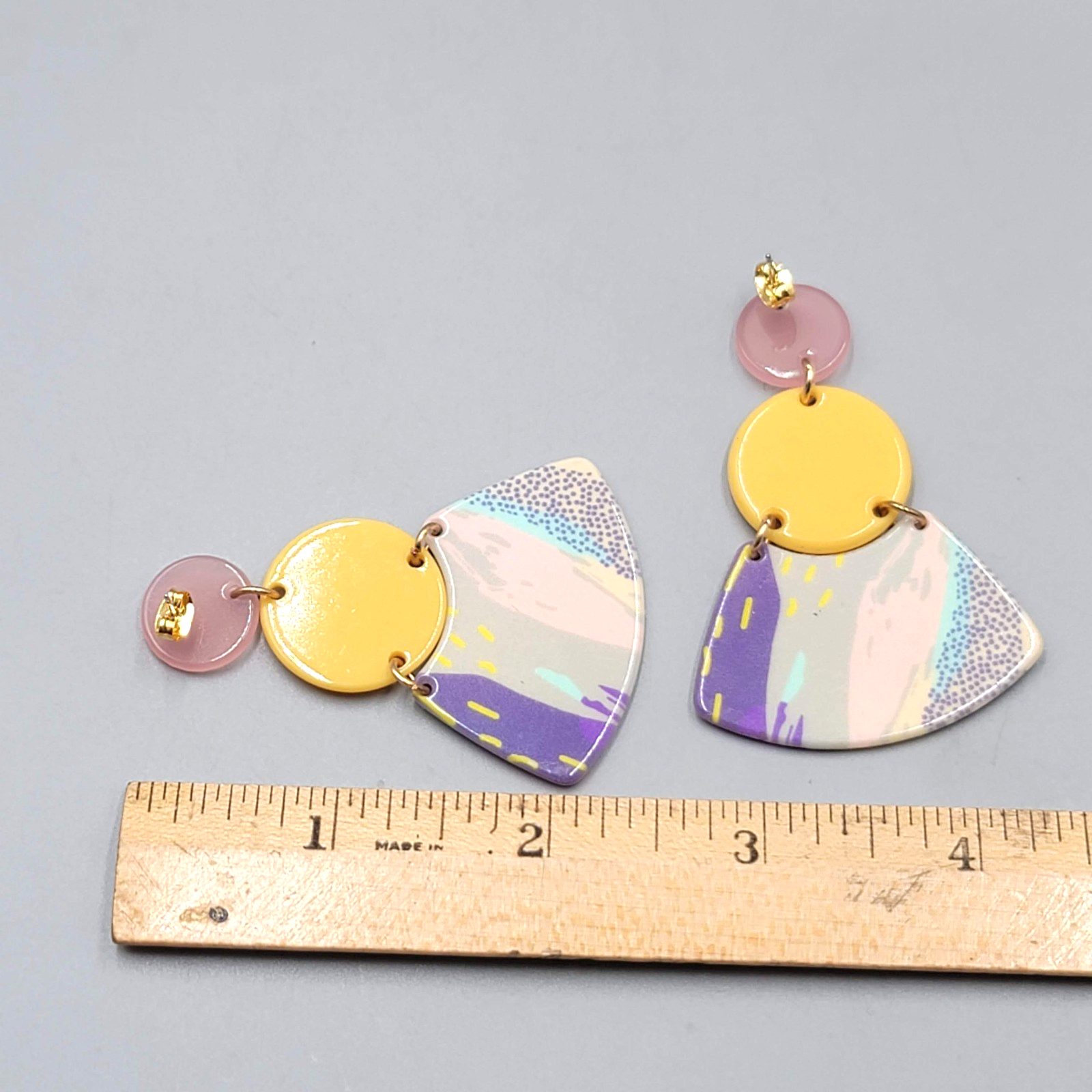 Yellow Pink Pastel Statement Pierced Earrings Large Acrylic Dangle Retro 2.5 in