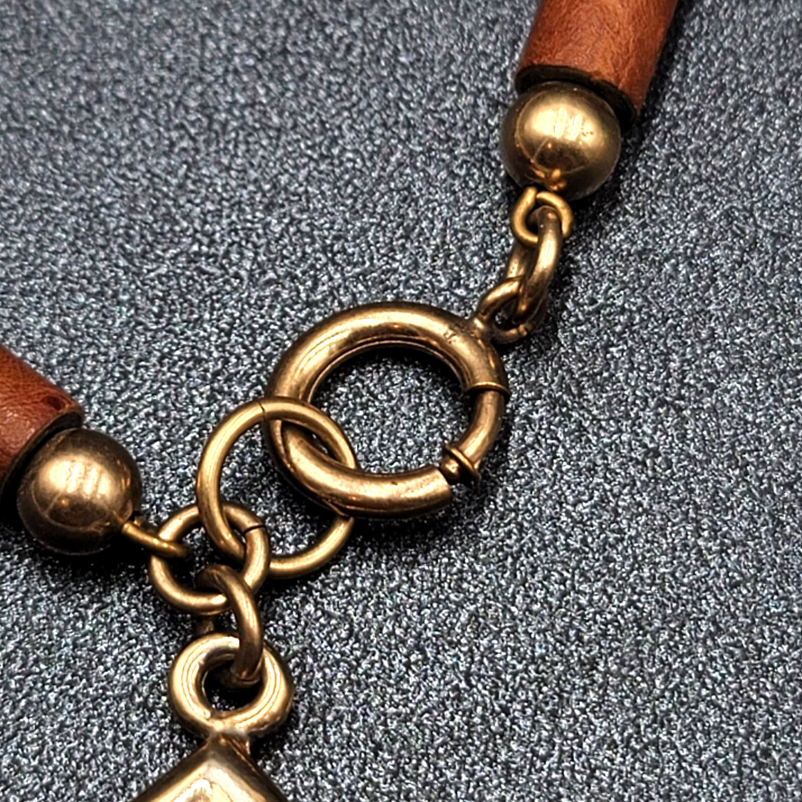 Vintage Bracelet Gold tone Brown Ostrich Leather Ace Clover Diamond Heart 7.5"