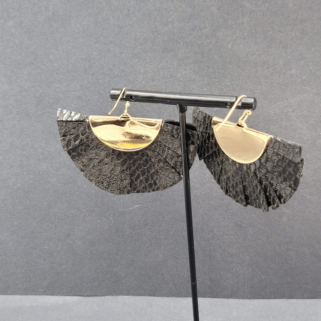 Pierced Earrings Black Snake Skin Print Tassel Fan Gold tone Dangle 1.5"