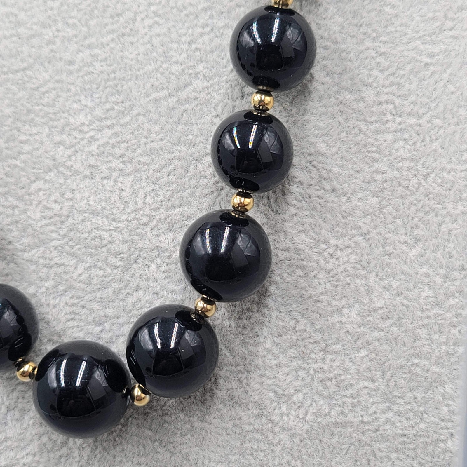 Vintage Hidden Clasp Necklace Graduated Black Bead Gold tone Spacers 24"