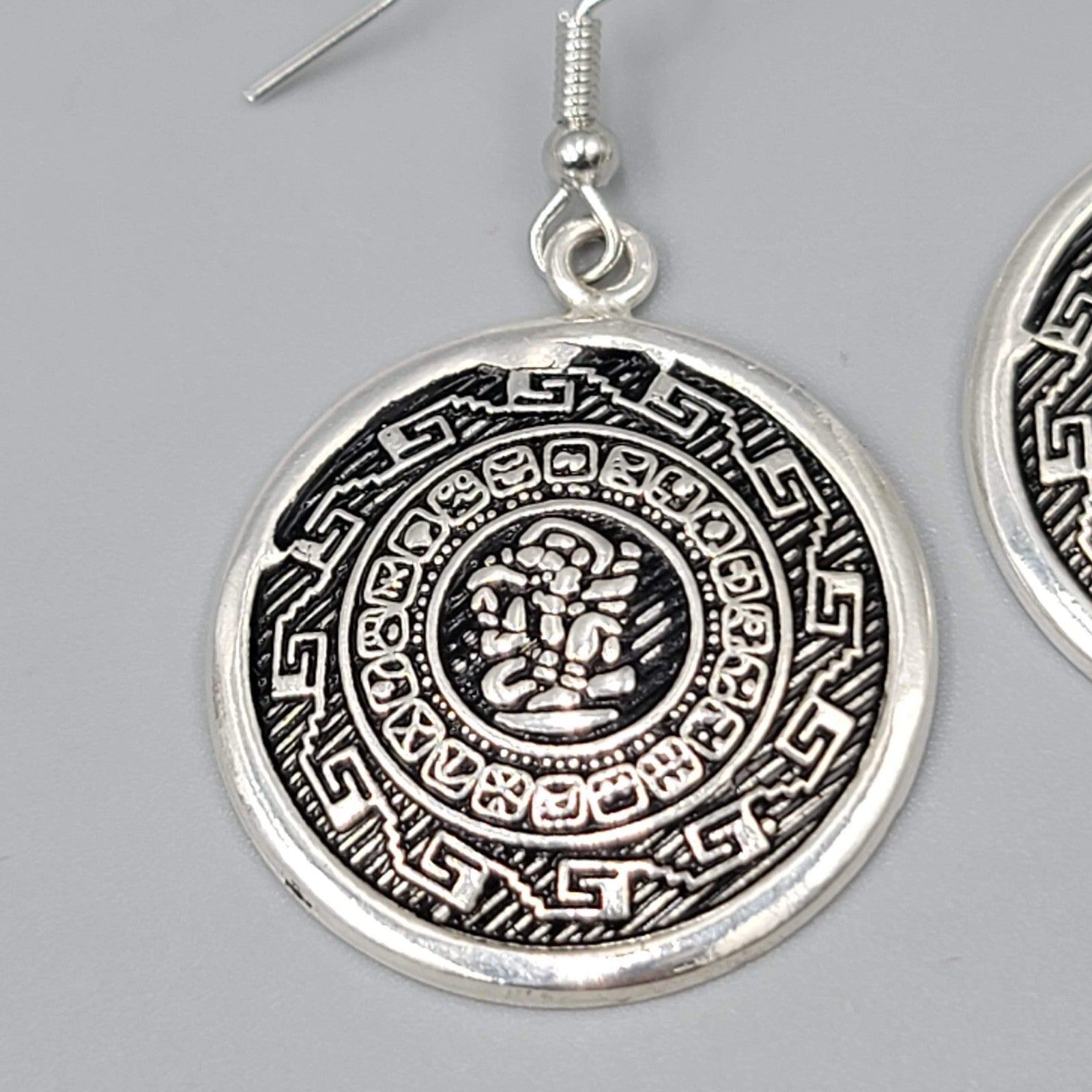 Mexico Mexican Motif Pierced Earrings Round Silver tone Dangle 1.25"