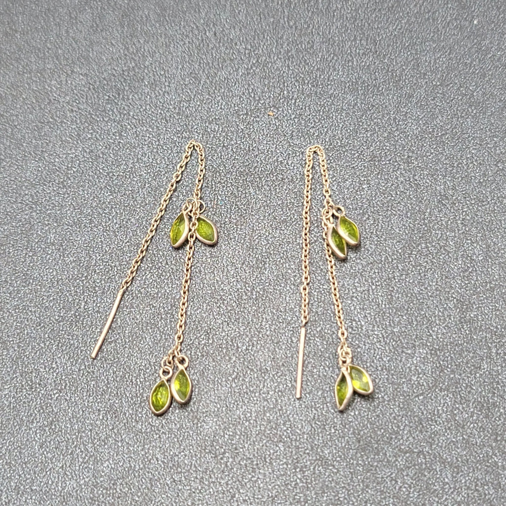 Pierced Earrings Silver tone Green Crystal Stone Threaders 4"