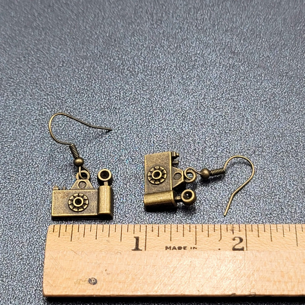 Camera Pierced Earrings Retro Bronze tone Dangle 1/2"