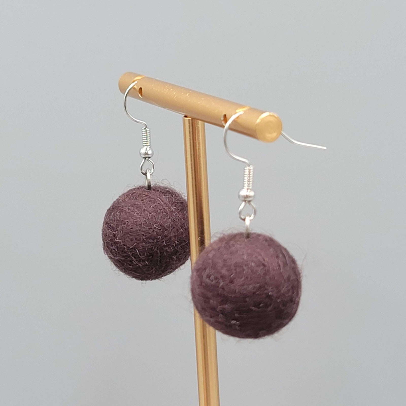 Brown Real Wool Ball Pierced Earrings Silver tone Dangle 3/4"