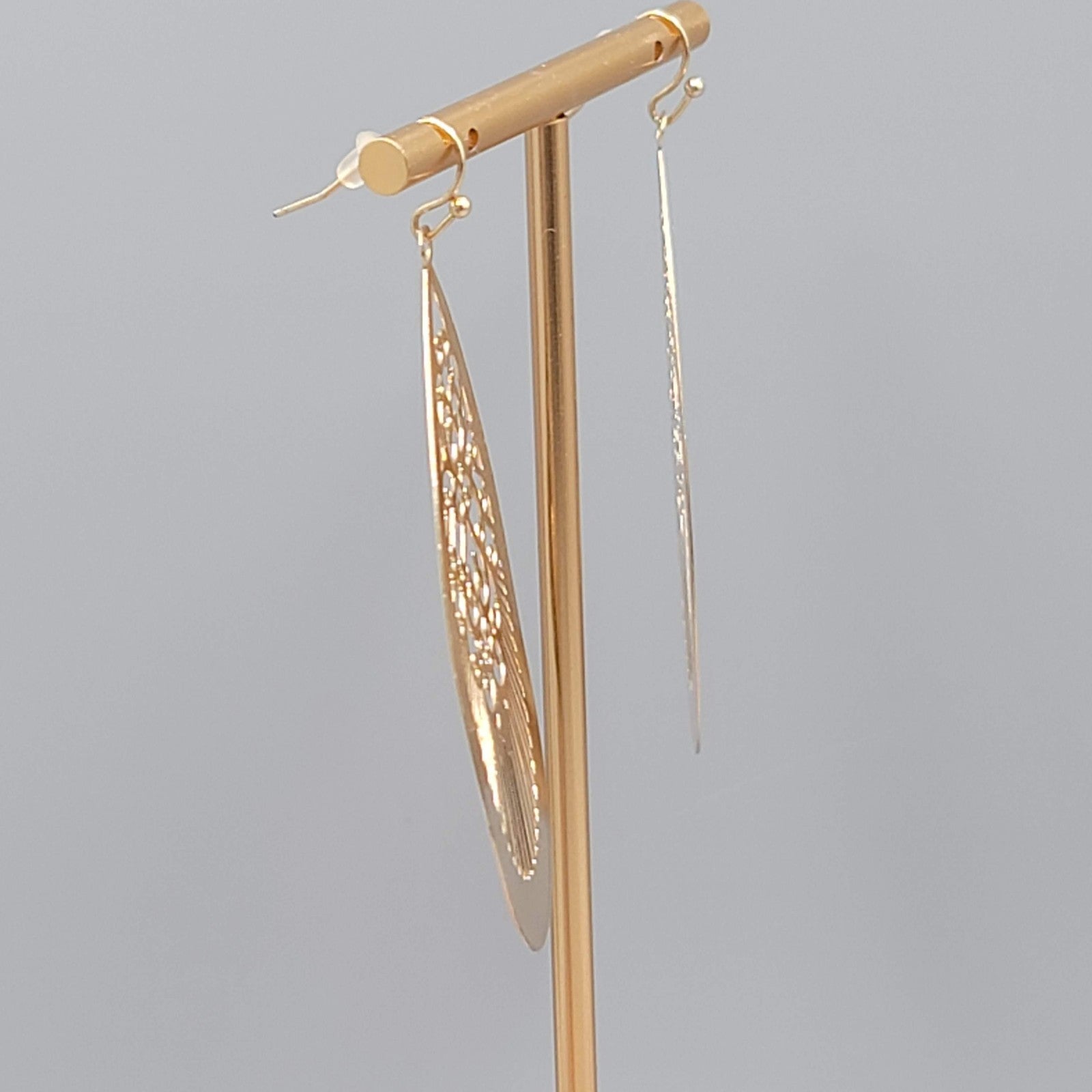 Large Gold tone Teardrop Pierced Earrings Open Work Dangle Thin 2.5"