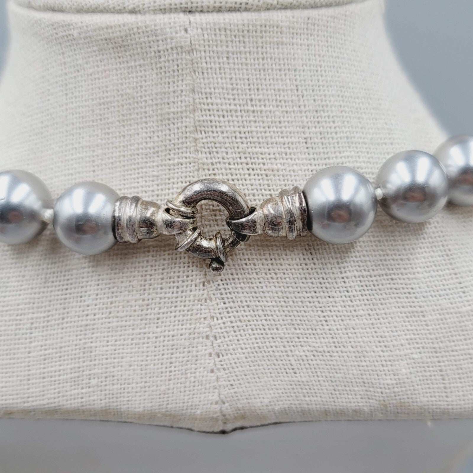 Silver tone Gray Bead Hand Knotted Necklace 12mm Bead 16" Long 
