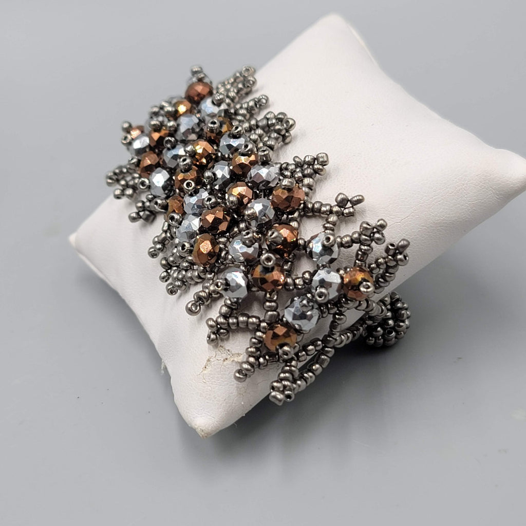 Gray Silver Copper tone Faceted Beads Bracelet 7"