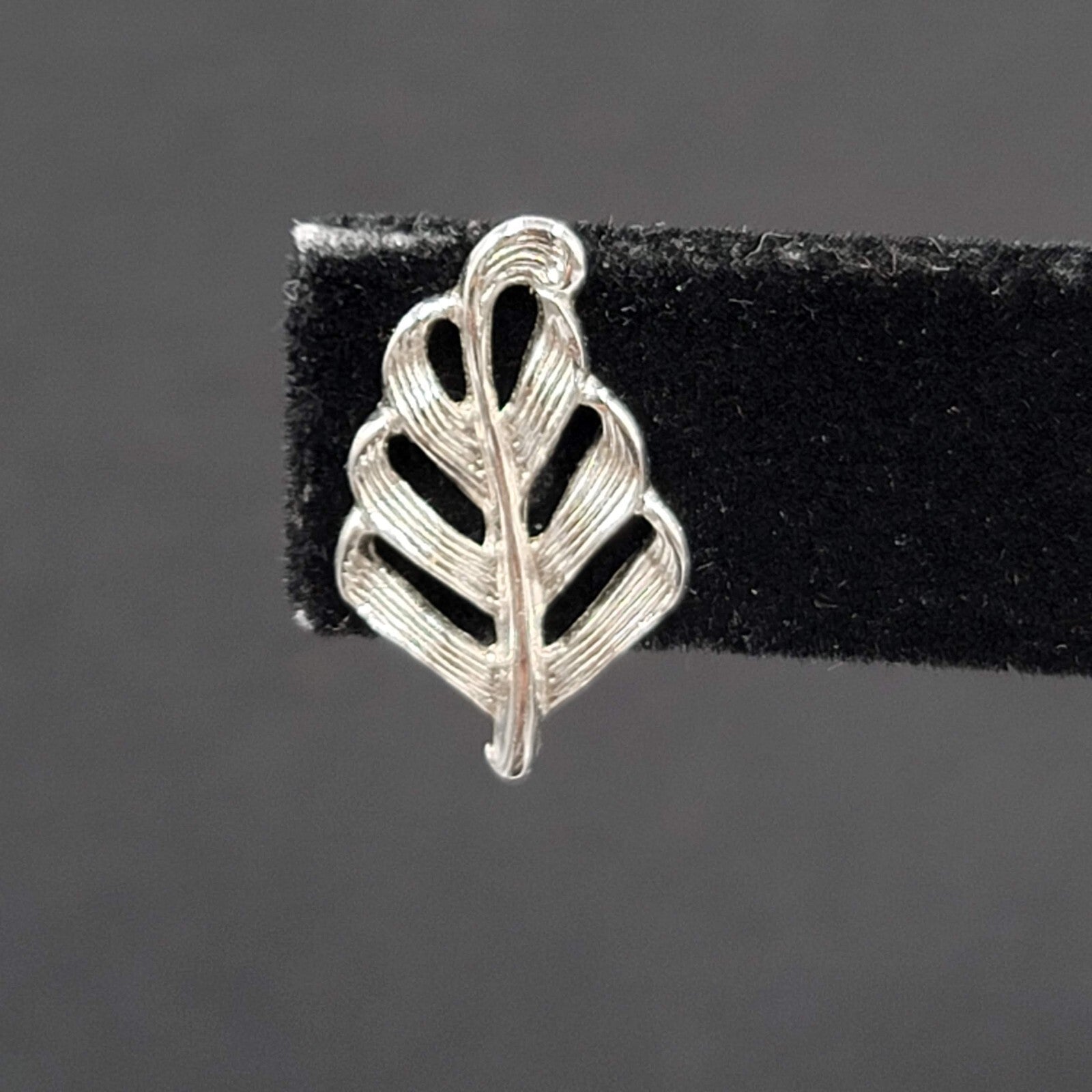 Vintage Pierced Earrings Embossed Leaf Silver Plated Studs 3/4"