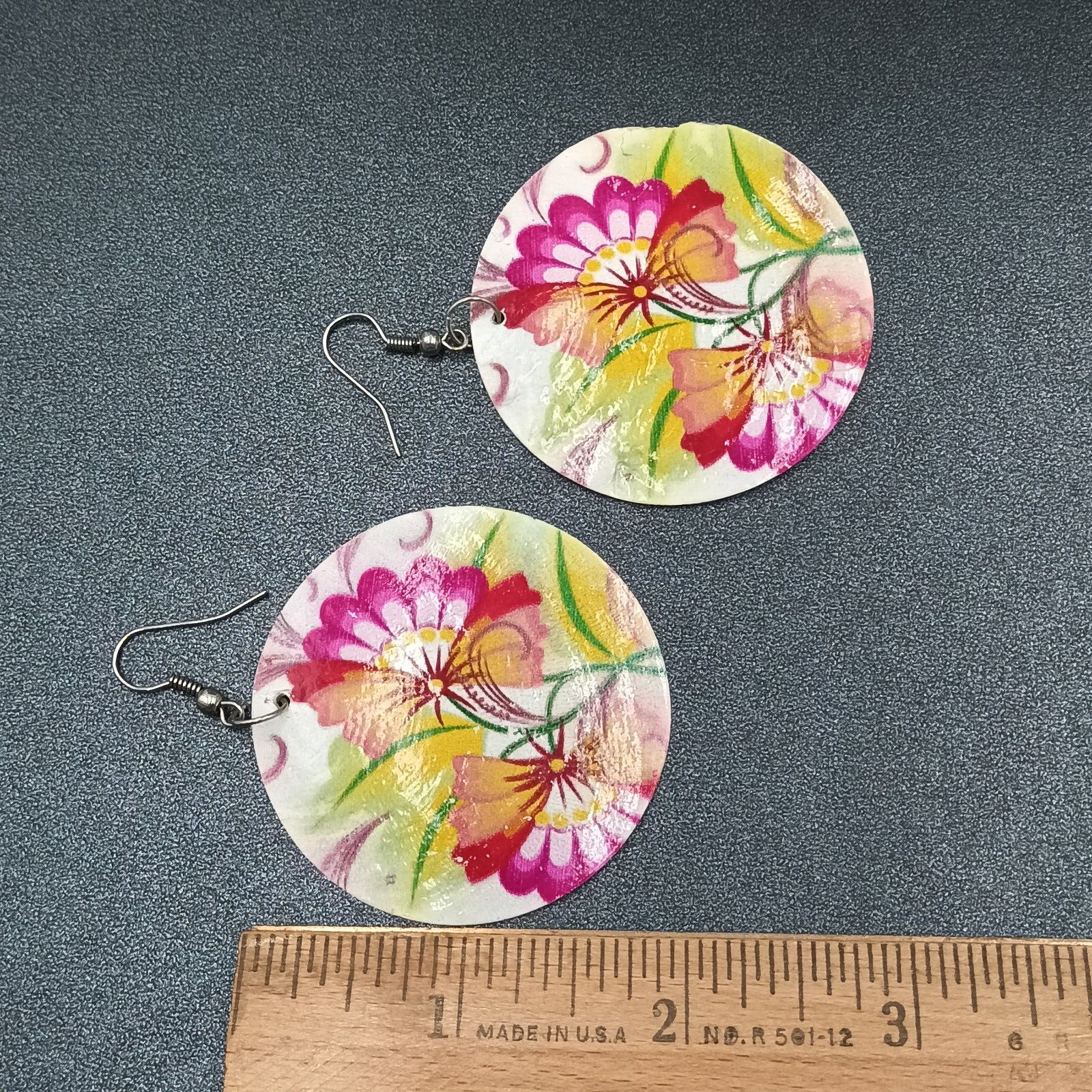 Pierced Earrings Painted Shell Round Multicolor Flower Silver tone Dangle 2"