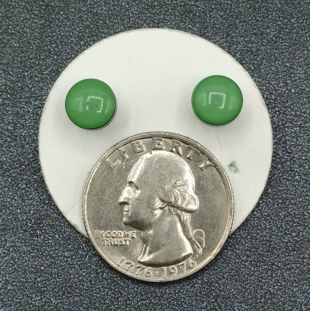 Sassy Kat Pierced Earrings Black metal Green Acrylic Imitation Plug Studs 3/8"