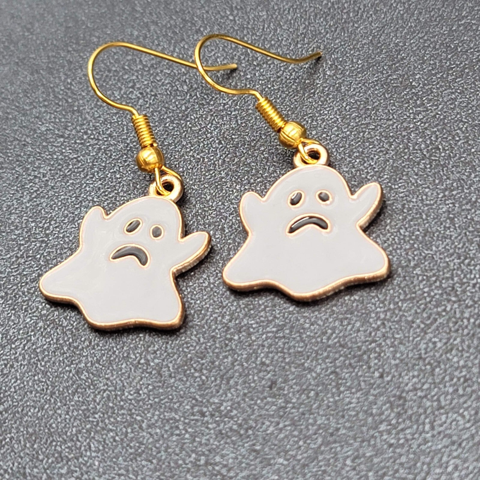 Halloween Sad Ghost Pierced Earrings Gold tone Gray Enamel Dangle 3/4"