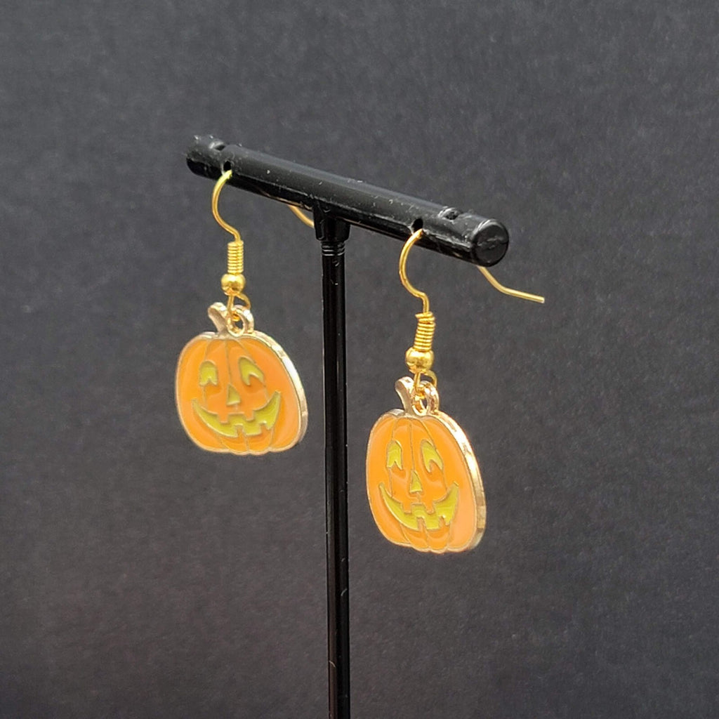 New Jack o Lantern Pumpkin Pierced Earrings Gold tone Enamel Dangle 3/4"