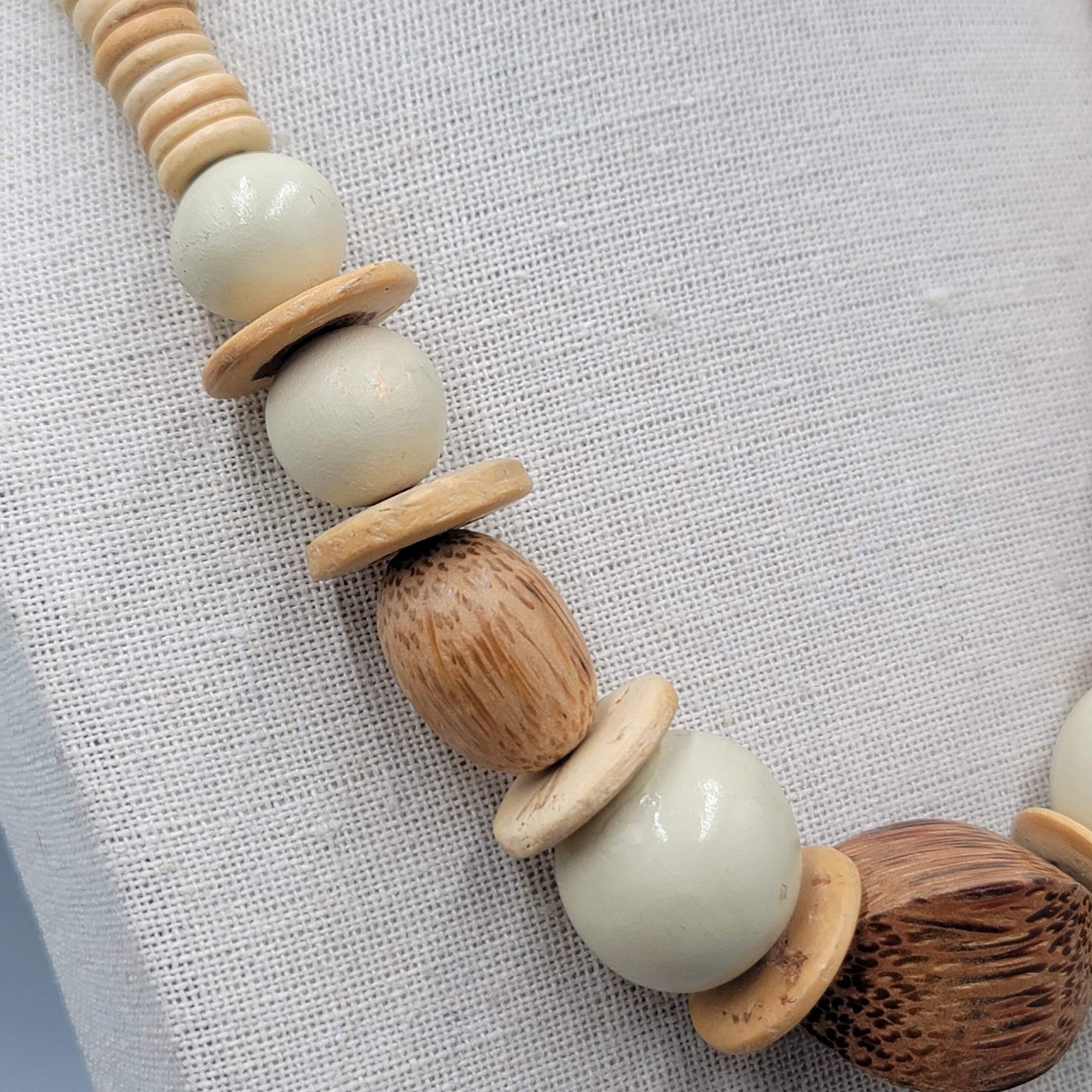 Vintage Large Statement Graduated Wood Bead Necklace 18"