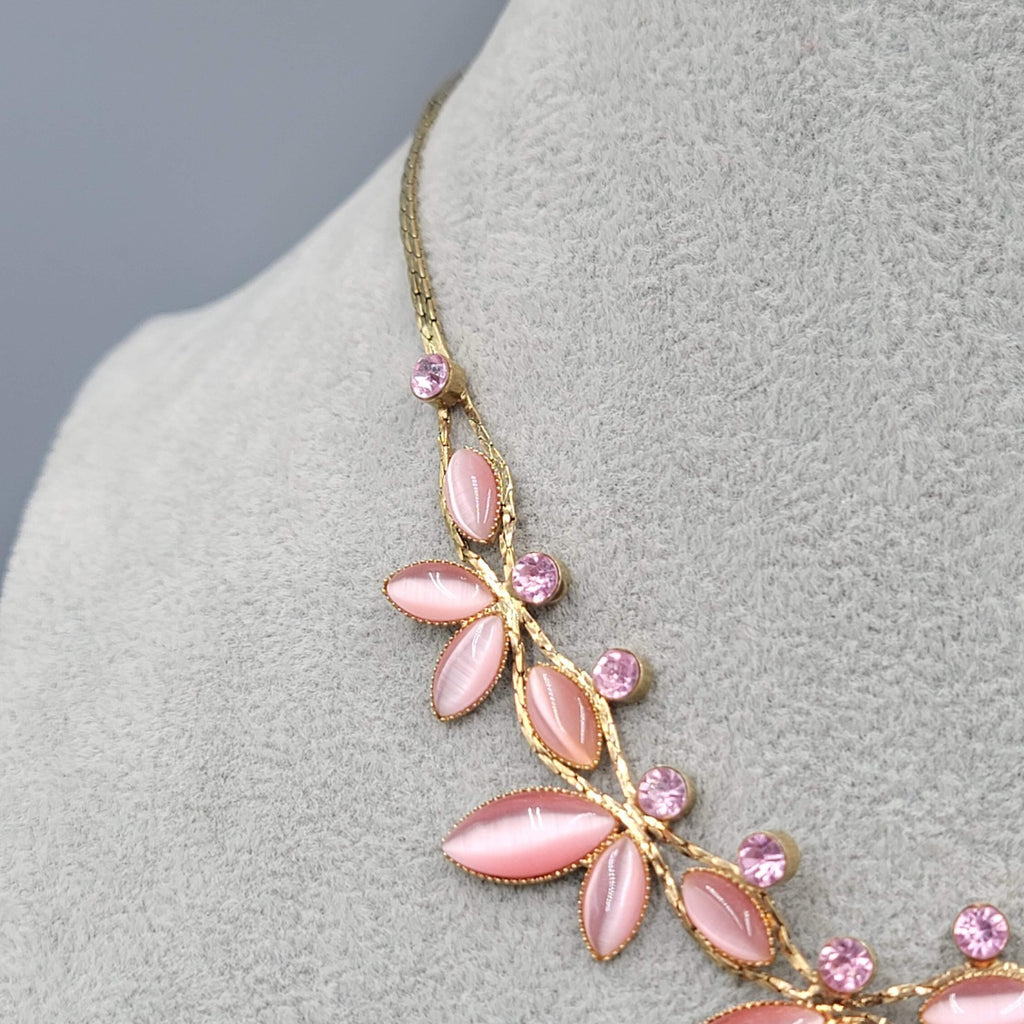Avon Pink Cats Eye Necklace Rhinestone Gold tone Statement Pretty ~ 16"-18"