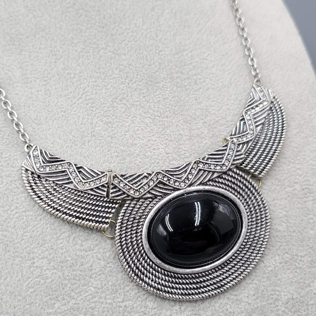 Silver tone Bib Statement Necklace Black Cabochon 20"