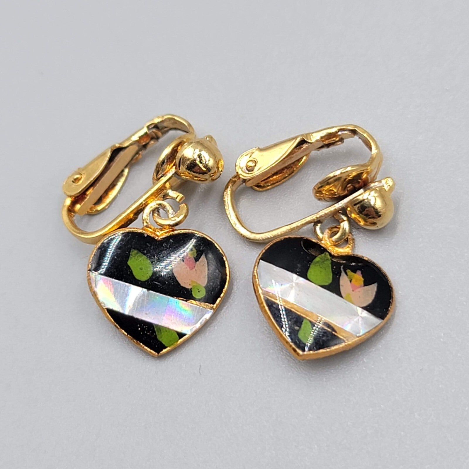 Vintage Black Heart Dangle Clip on Earrings Gold tone Flower 1/2"