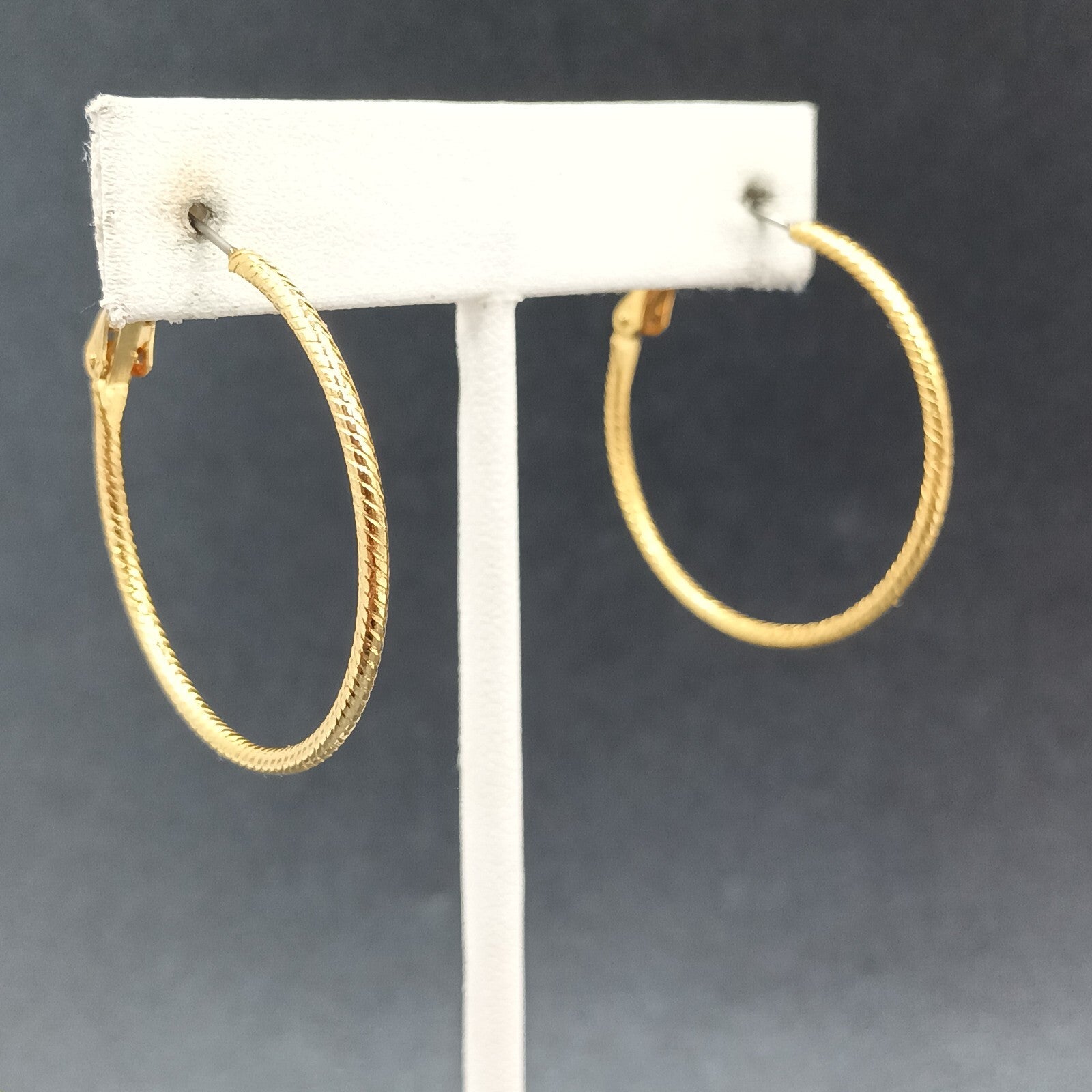 Pierced Earrings Textured Gold tone Snap Hoop 1 3/8"