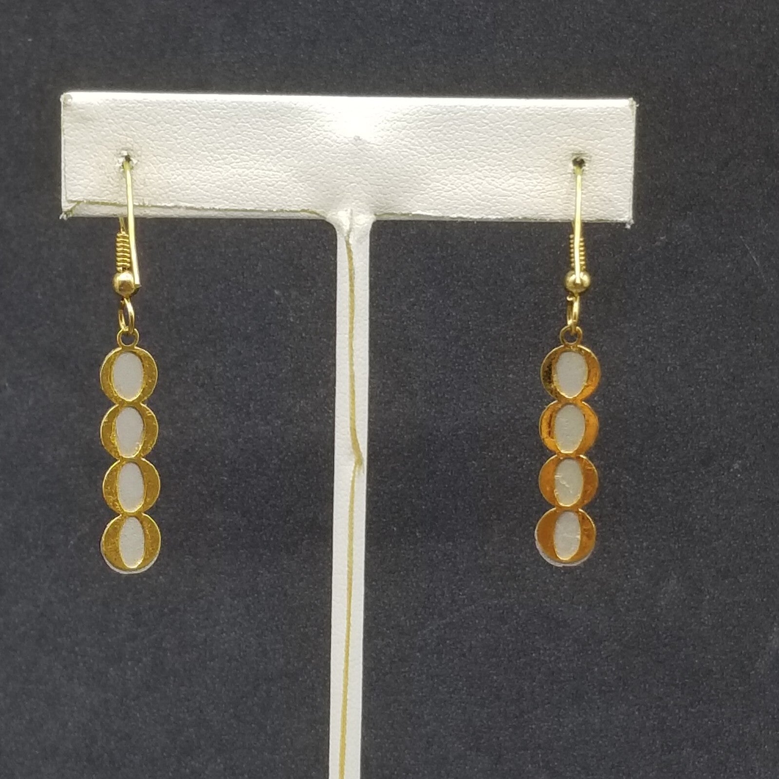 Pierced Earrings Gold tone Clear Purple Faceted Crystal Dangle 1"