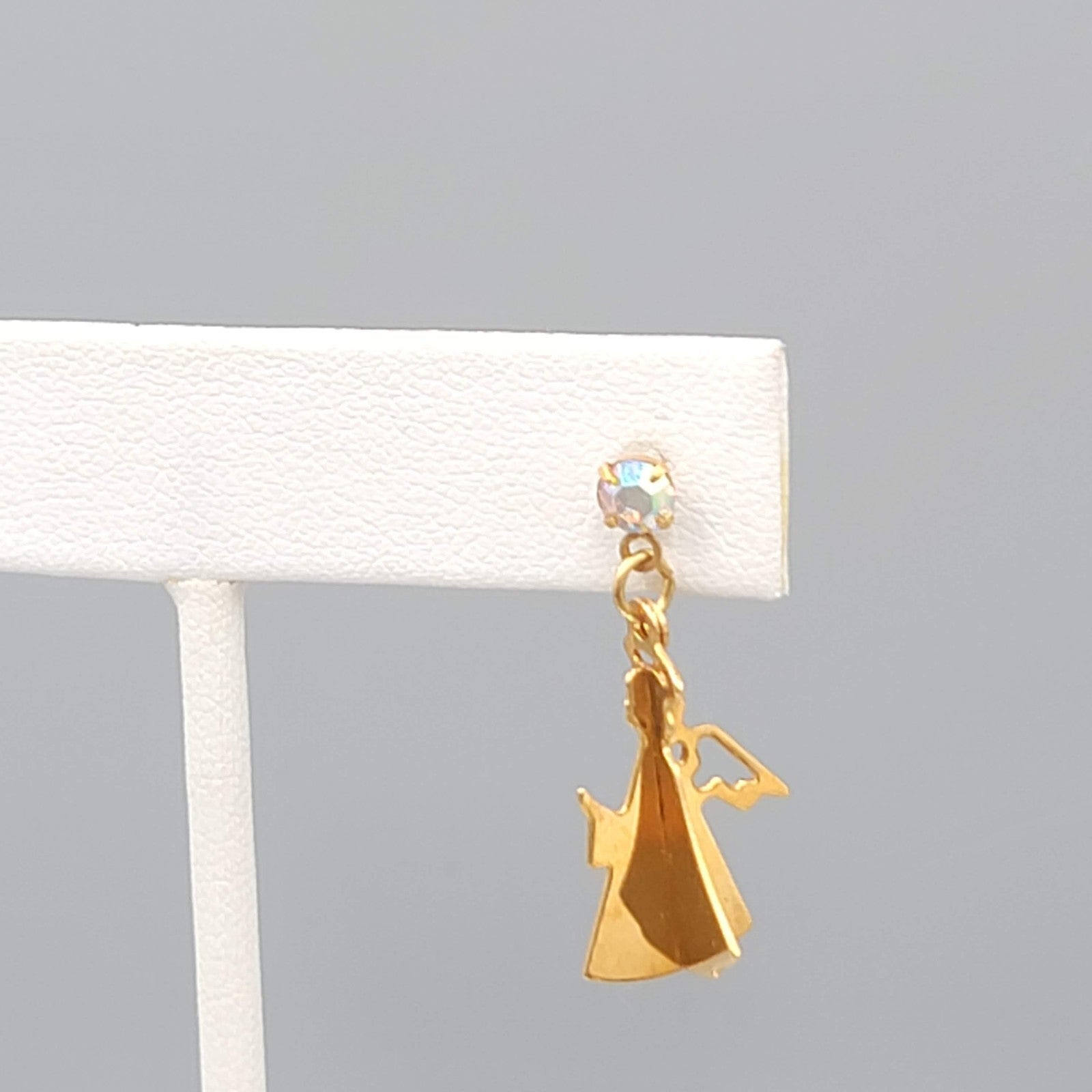 Vintage Christmas Angel Pierced Earrings Gold tone Dangle 3/4"