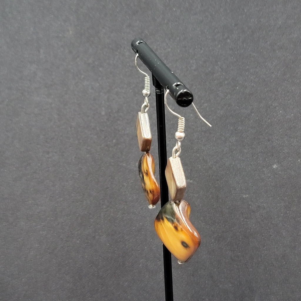 Pierced Earrings Silver tone Dyed Brown Shell Square Beads Dangle 1 3/8"