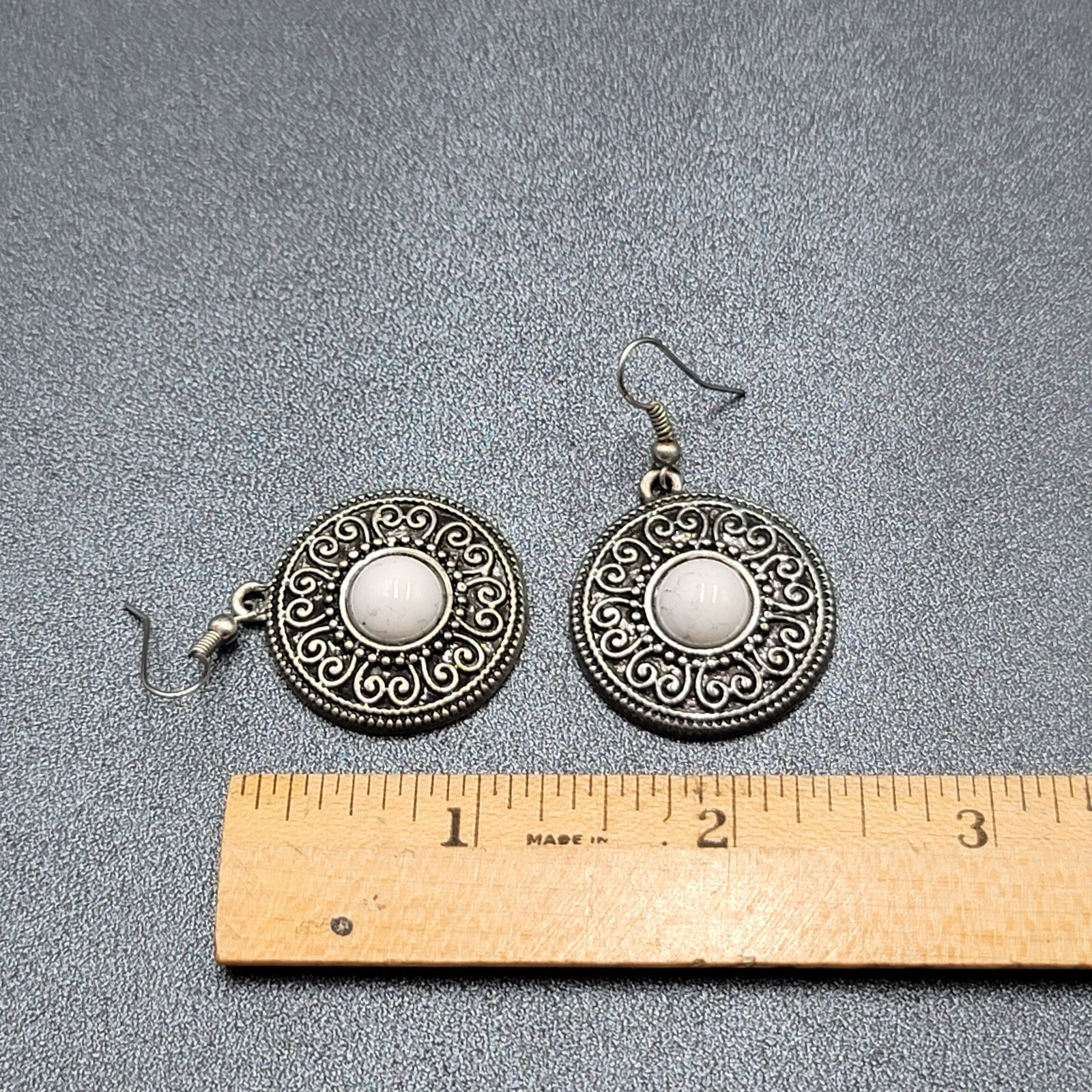 Pierced Earrings Silver tone Medallion Dangle White Center Accent  1"