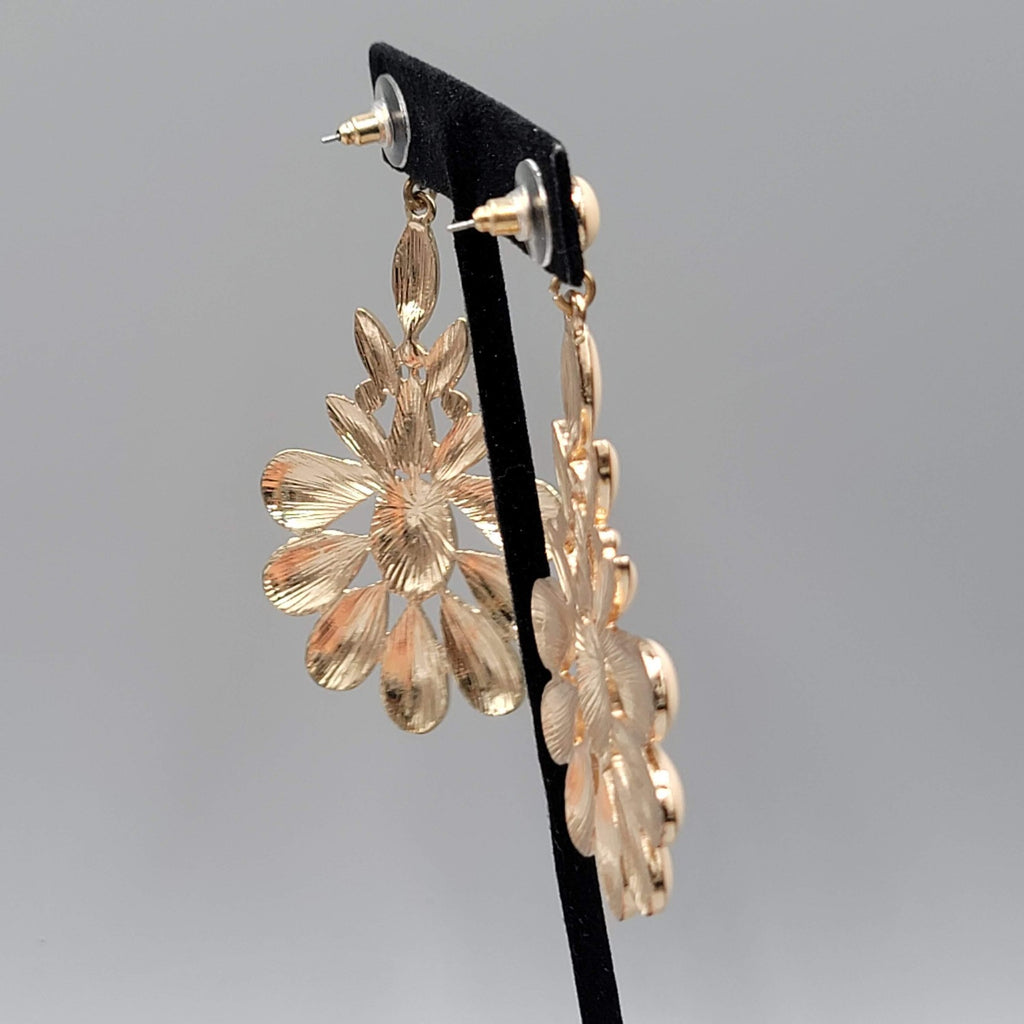Large Statement Dangle Pierced Earrings Gold Tone Beige Cream 3"