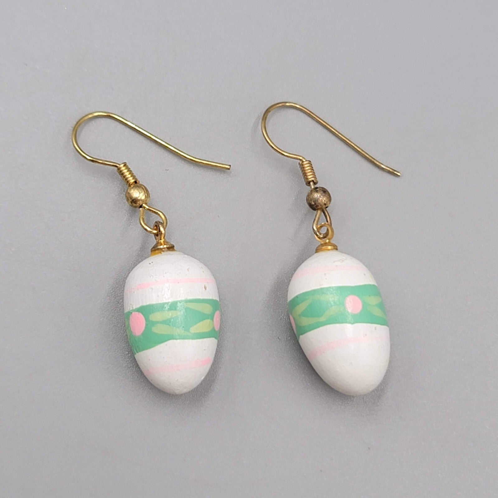 Vintage White Green Easter Egg Pierced Earrings Hand Painted Wood Dangle 7/8"