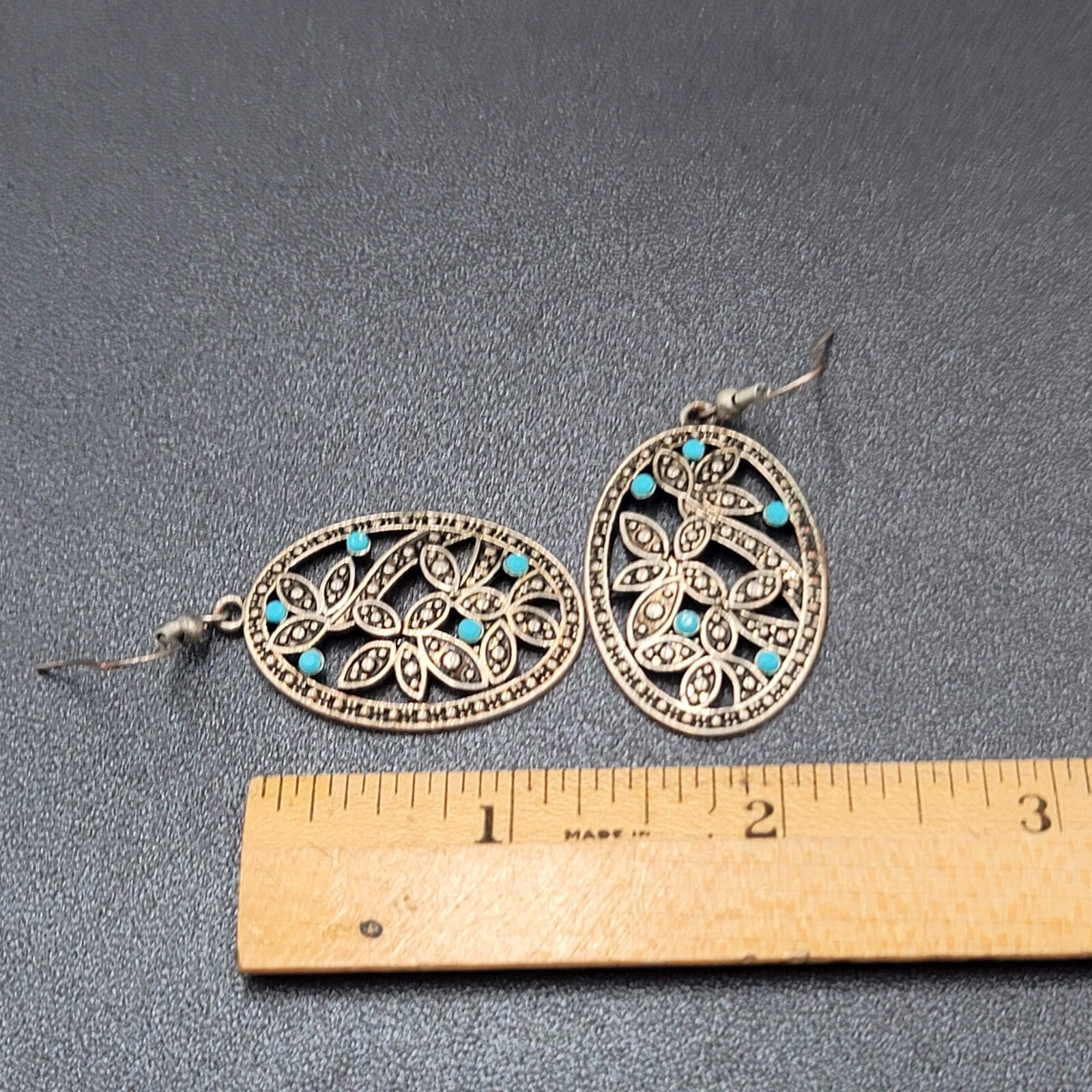 Pierced Earrings  Flowers Oval Statement Blue Accent Dangle 1.5"