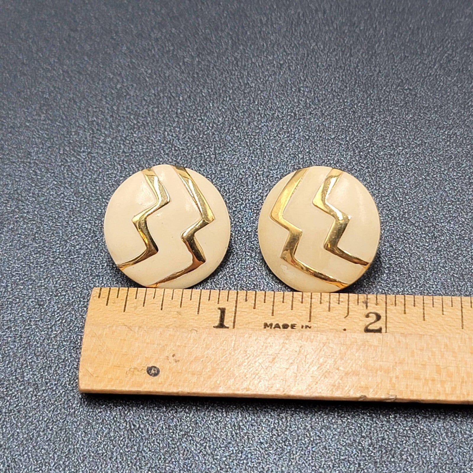 Vintage MONET Pierced Earrings Gold Plated Cream White Enamel Round 7/8"