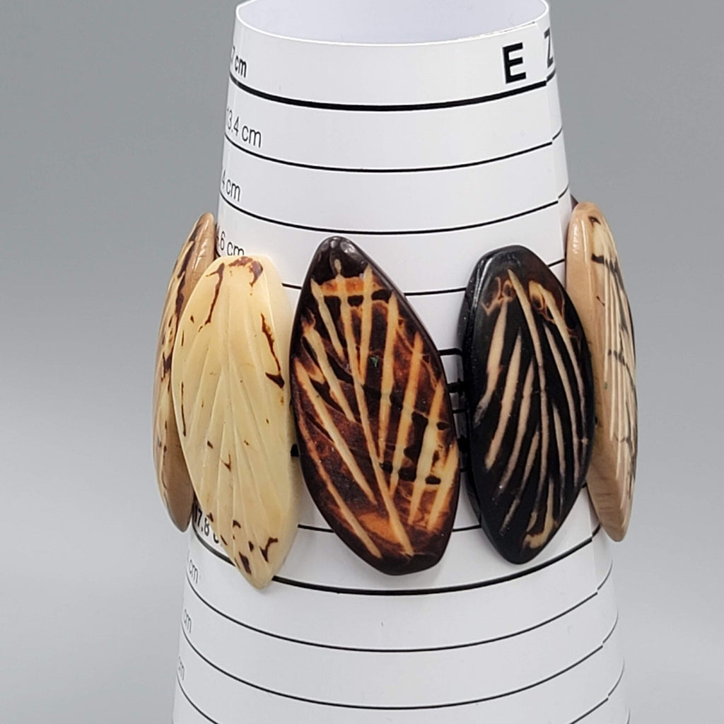 Carved Resin Stretch Bracelet Brown Cream Leaf Design 7 in x 1.75 wide