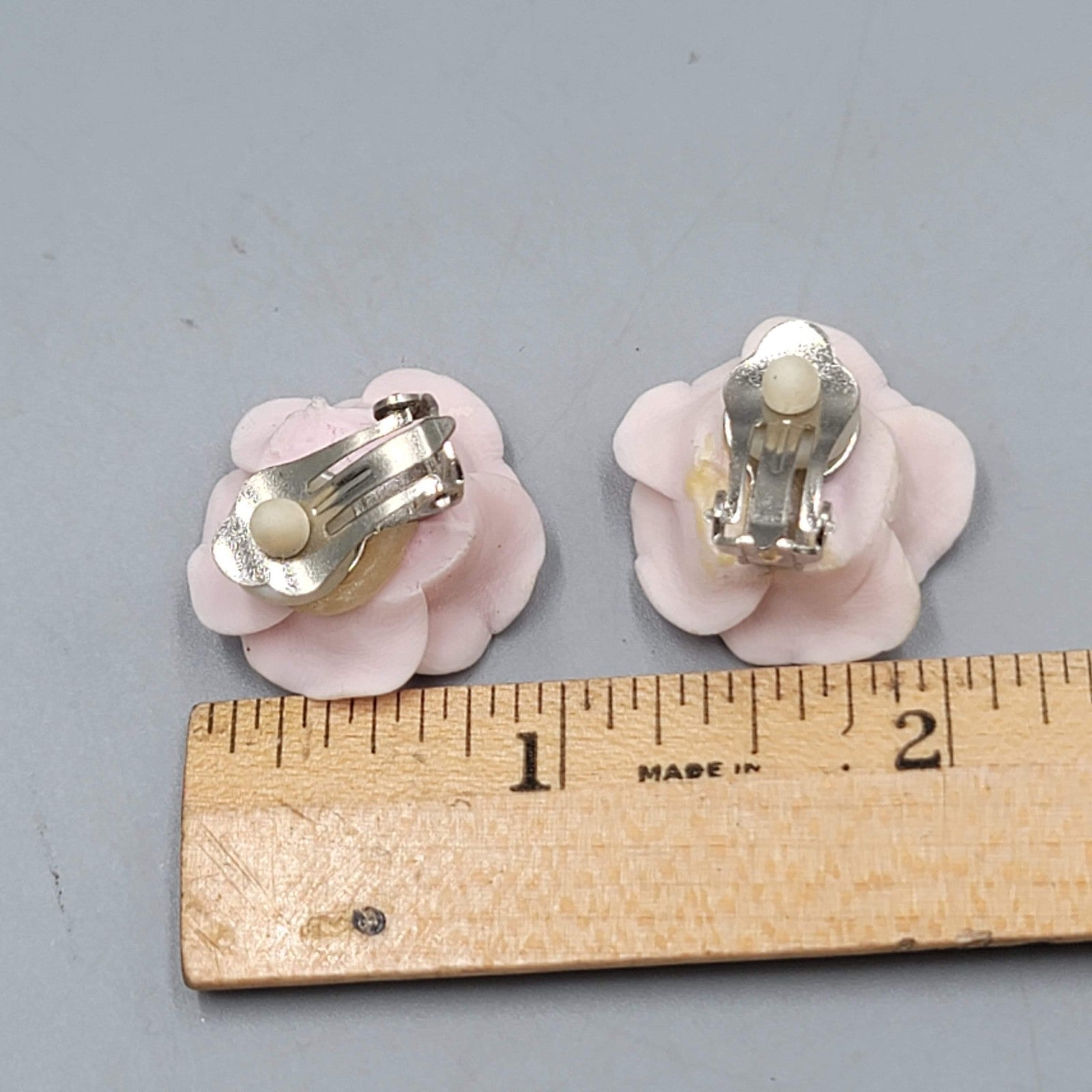Vintage Pink Flowers Clip on Earrings 3D Statement Acrylic 7/8 in