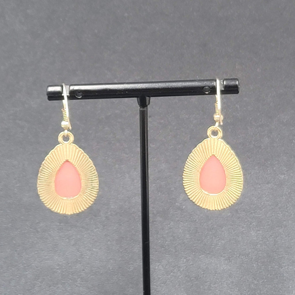 Pierced Earrings Gold tone Pink Translucent Resin Teardrop Dangle 1"