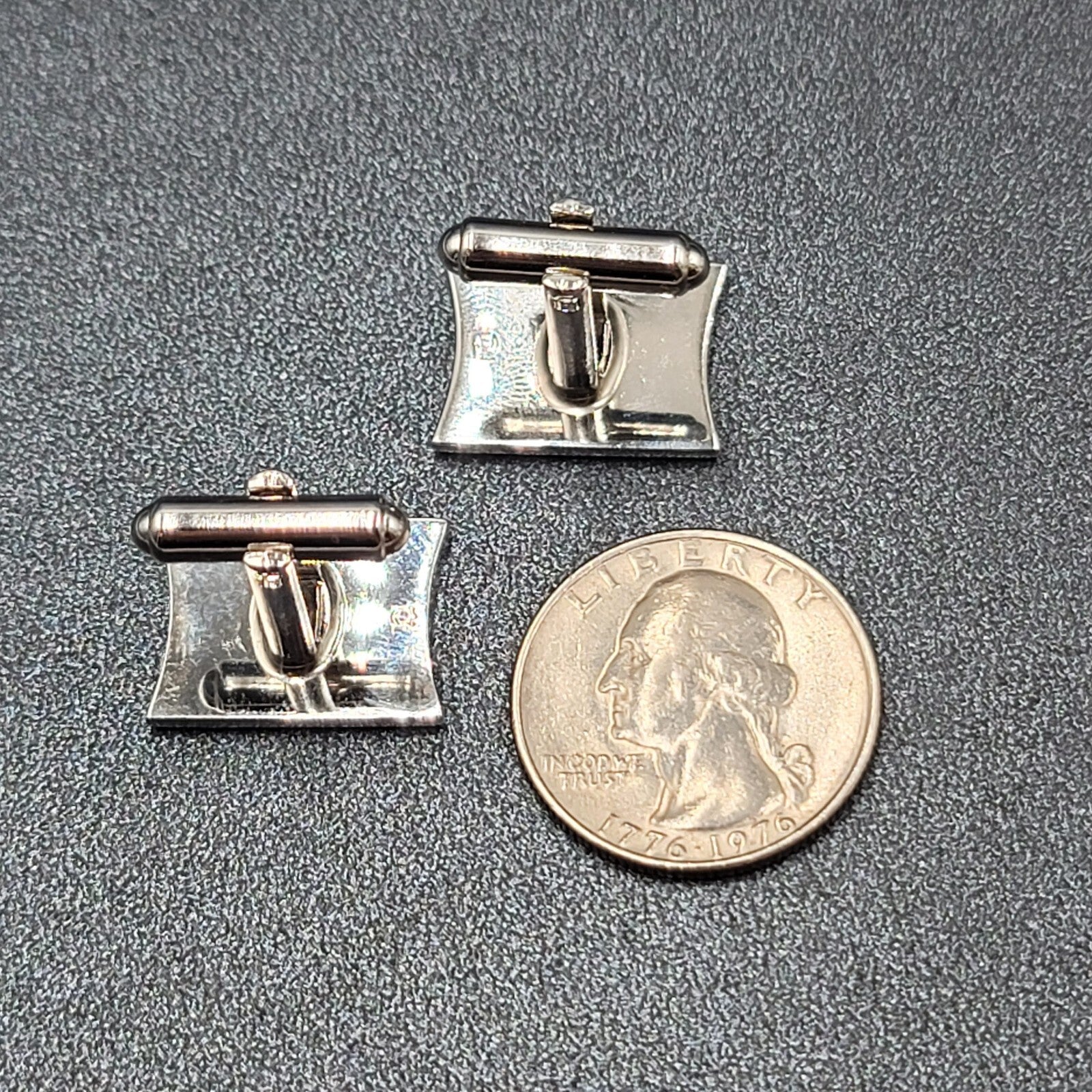 P Monogram Initial Letter Vintage HICKOK USA Cuff Links Estate Jewelry