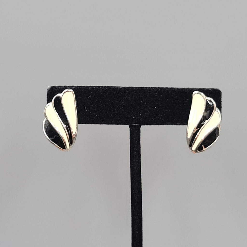 Vintage Climber Pierced Earrings Black Cream Enamel Silver tone 7/8"