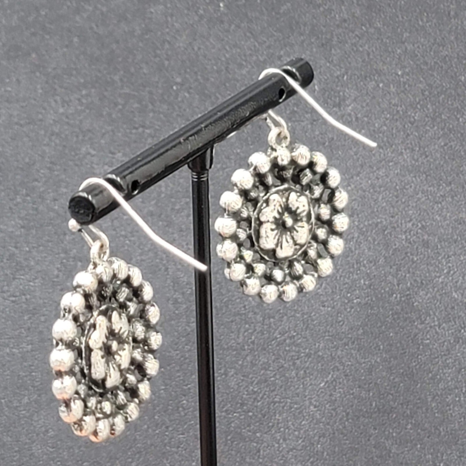 Pierced Earrings Silver tone Flower Beaded Round Dangle 1"