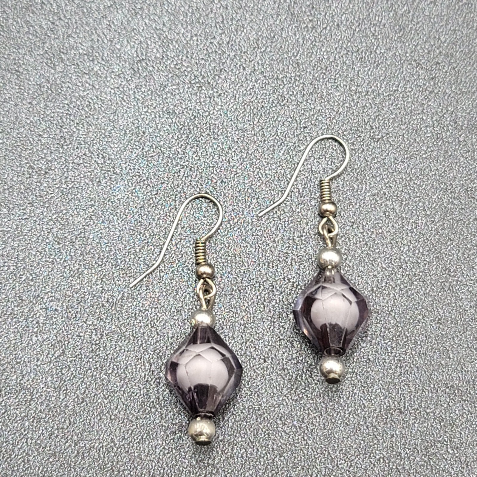 Pierced Earrings Silver tone Black White Art Bead Dangle 1"