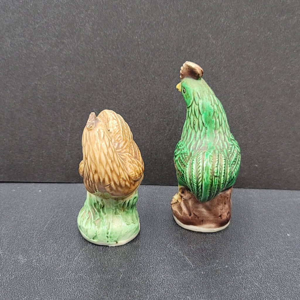 Vintage Set of 2 Miniature Rooster Hen Ceramic Miniature Figurines 3"