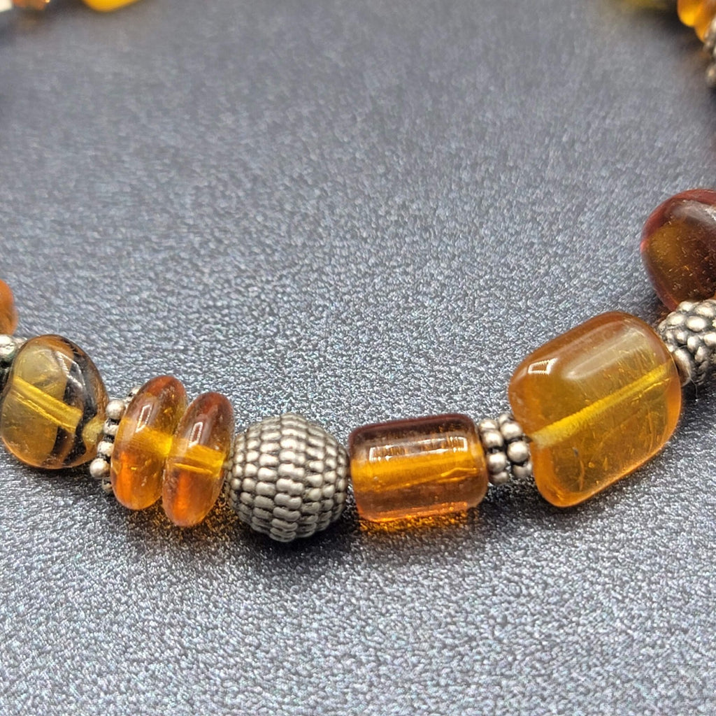 Glass Beads Bracelet Silver tone Boho Toggle Clasp 6.75 in
