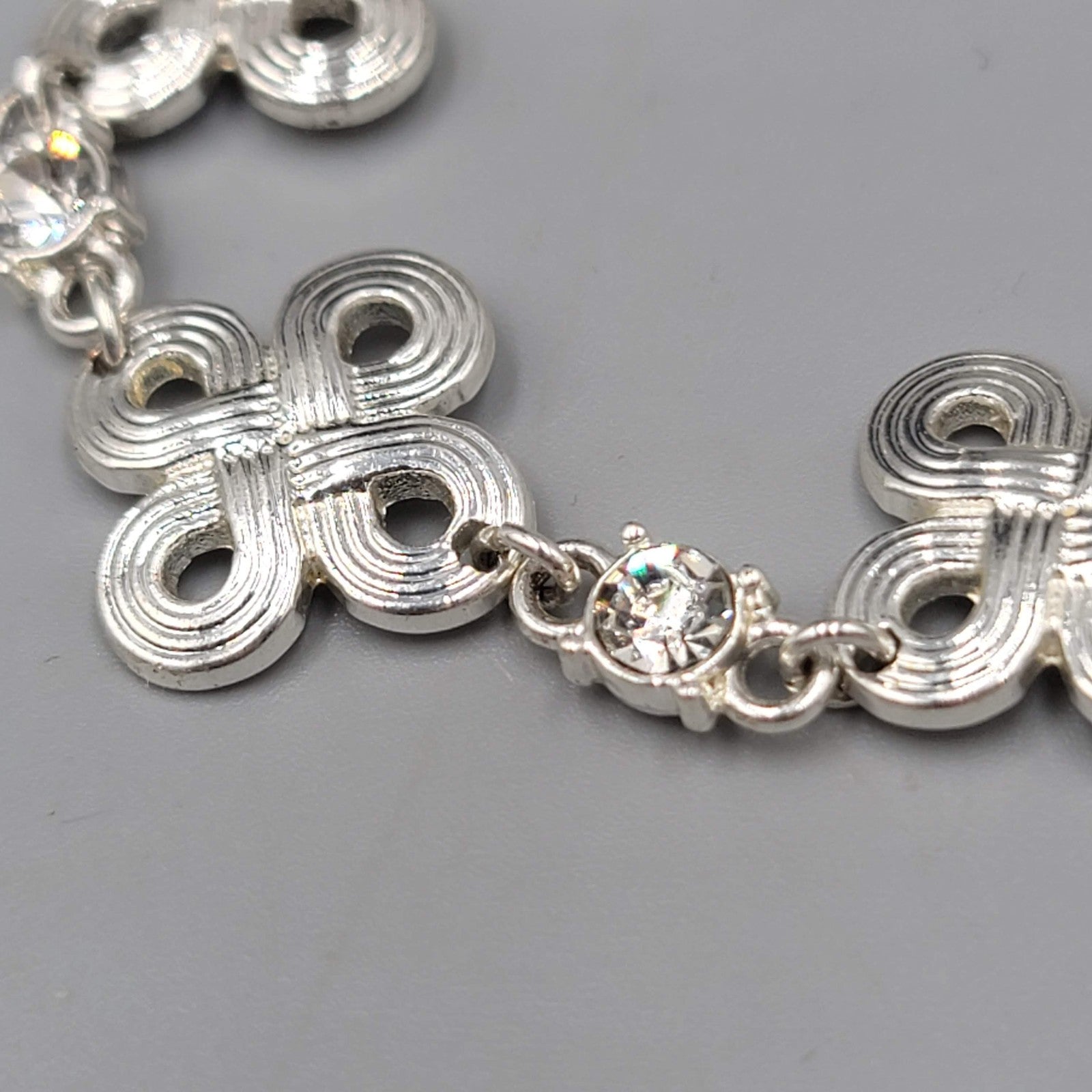 Ann Taylor Bracelet Silver Tone Crystal Accent Adjustable Toggle Chain 8 Inch NW